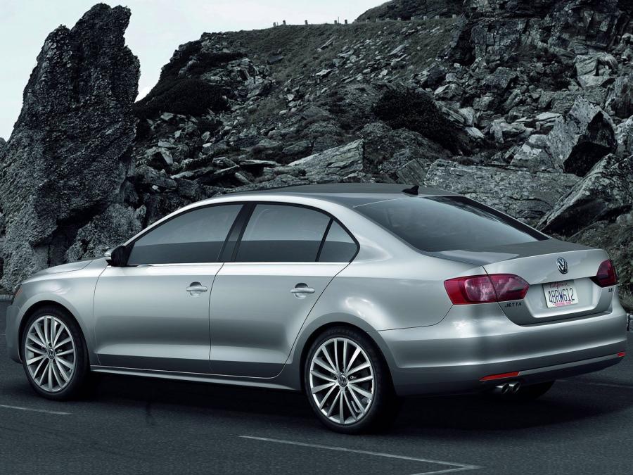  Volkswagen Jetta 2010 года  (US) (фото 18 из 52)